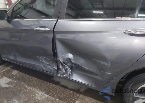 2017 Honda Accord Lx z USA, uszkodzony, nr VIN 1HGCR2F34HA071161